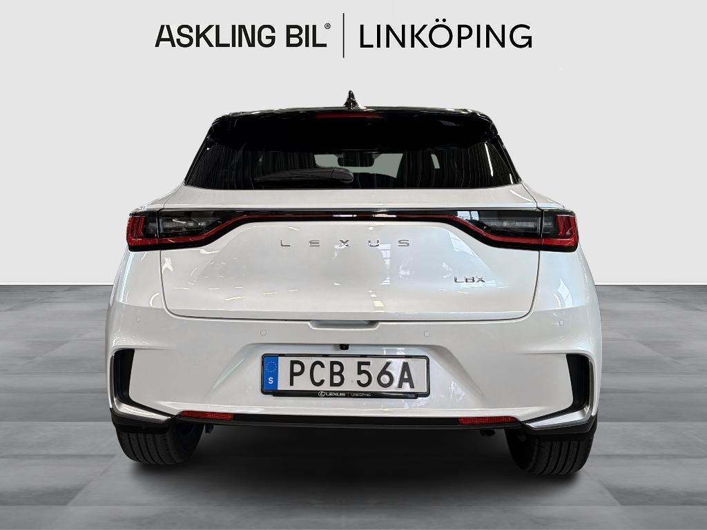 Lexus LBX 1.5 Emotion Tech Skinn 2025, bild 5/33