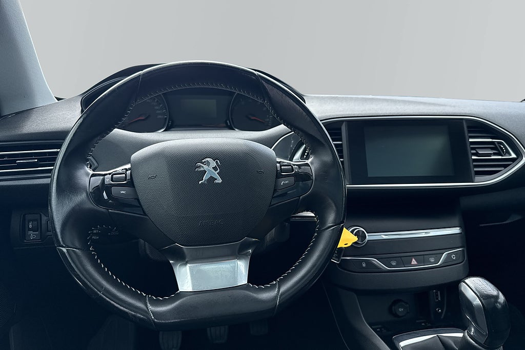 Peugeot 308 2015