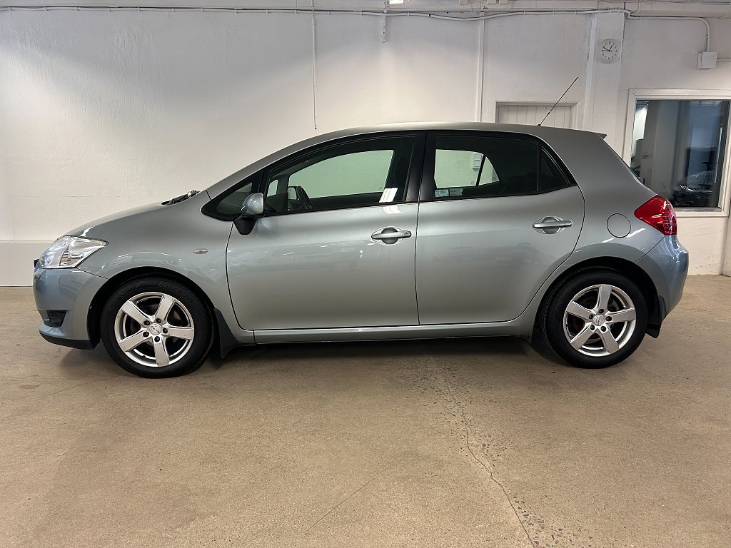 Toyota Auris 5-dörrar 1.6 Dual VVT-i Euro 4