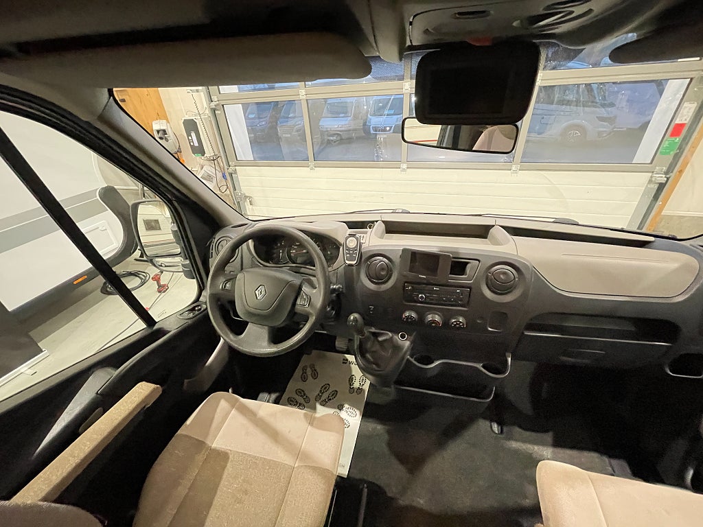 Adria Matrix Supreme 687 SL / ALDE / Taksäng / Solcell /Ugn /  - Adria