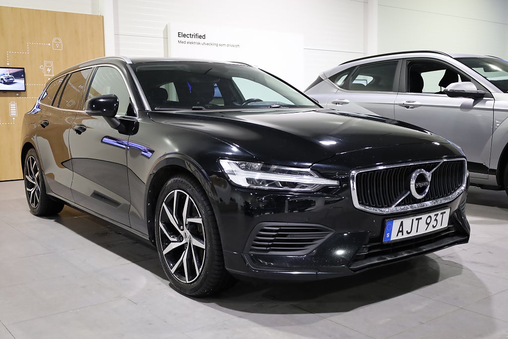 Volvo V60 Recharge T6 AWD Momentum Advanced Aut Pilot assist 2020