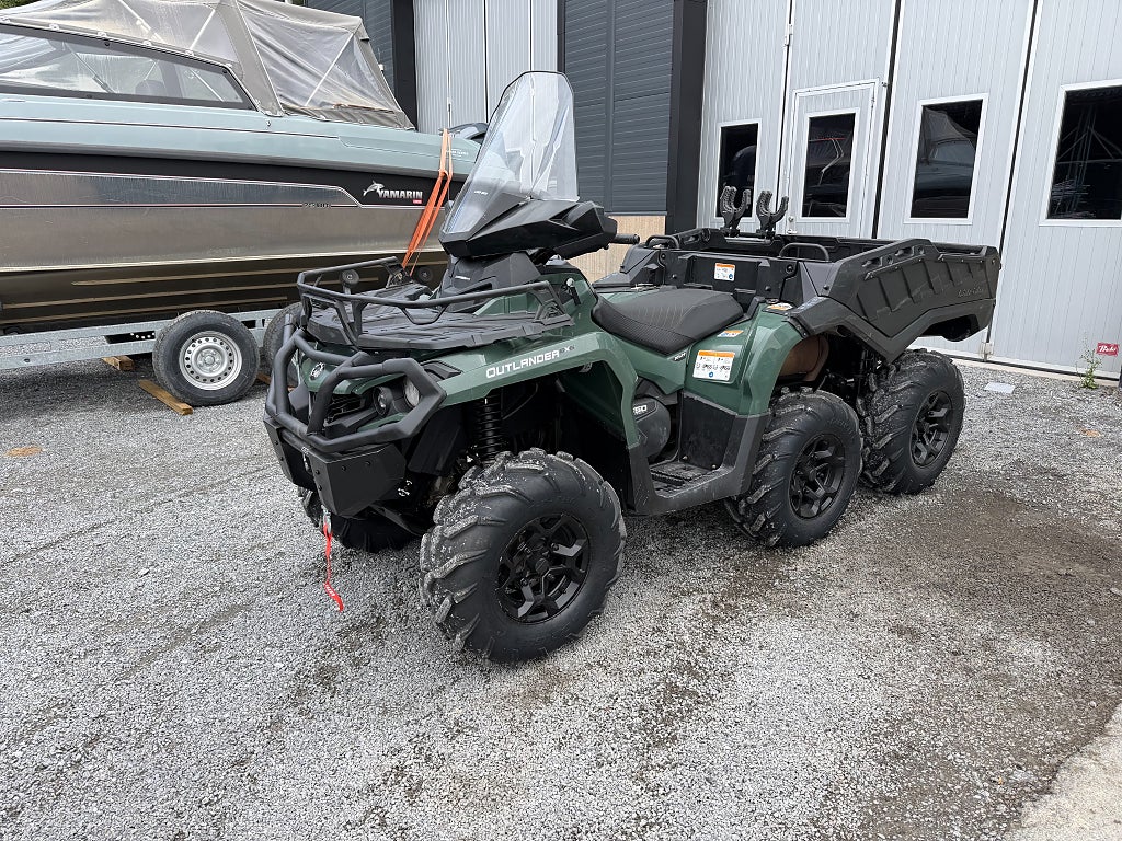 Can-Am Outlander 650 6X6 XU+ "Momsad" 
