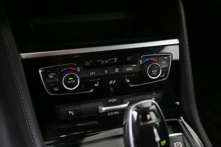 Minibuss BMW 218i 21 av 26