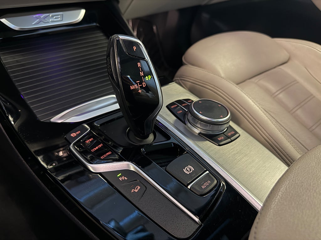 BMW X3 2018 - miniatyr 21
