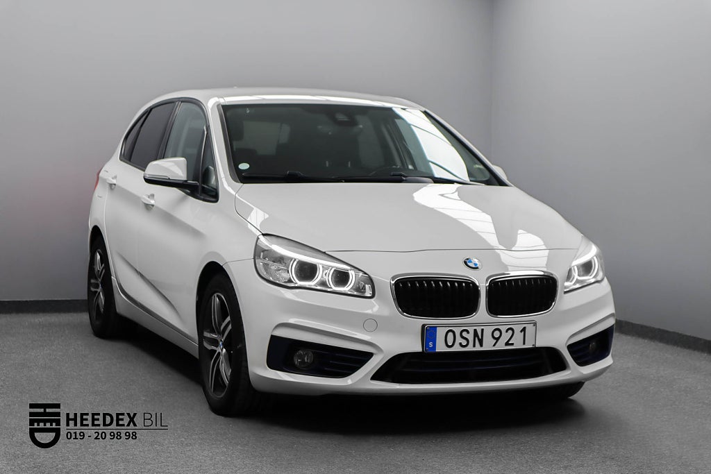 BMW 225 i Active Tourer 231HK Sport line Navi Kamera Dragkrok