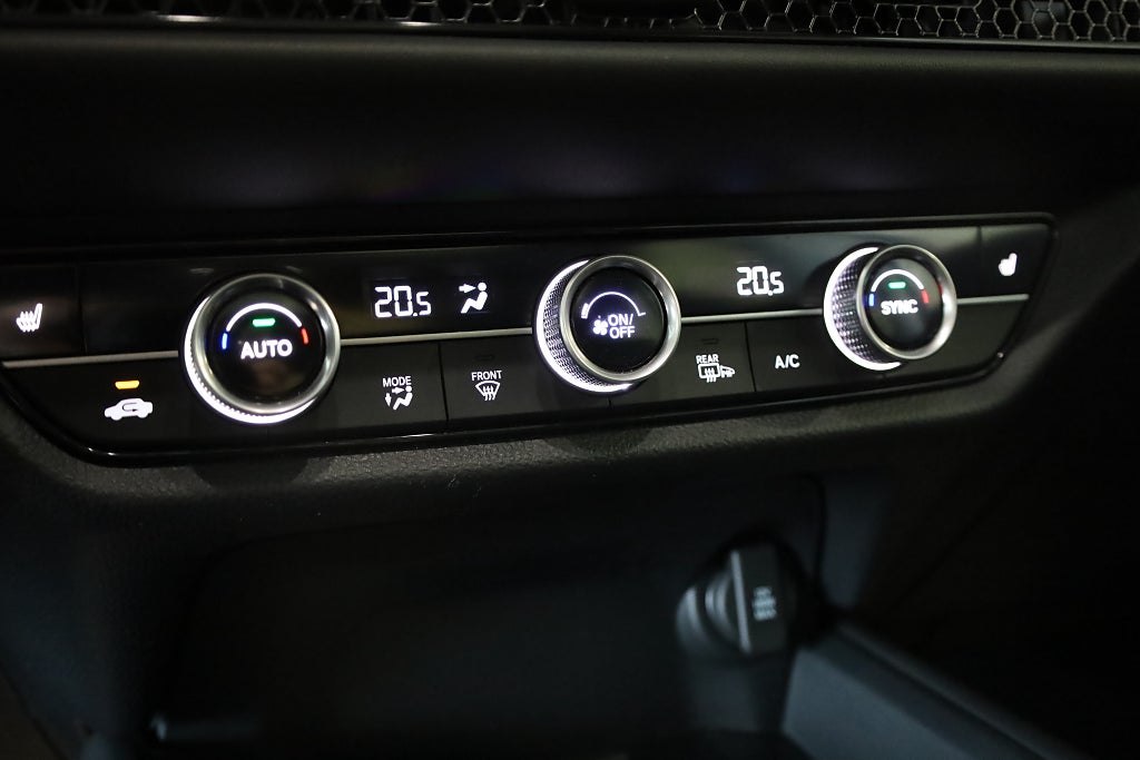 Honda ZR-V e:HEV e-CVT Advance Pano Drag Bose Kamera Rattvärme 2023