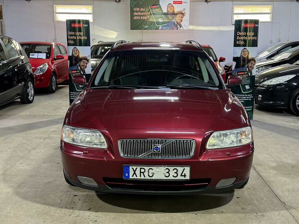 Volvo V70 2.5T Välskött Euro 4 Drag 210hk