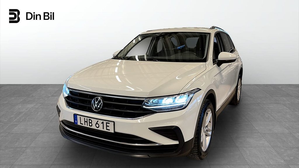 Volkswagen Tiguan 1.5 TSI 150 HK El-Baklucka Drag P-Värmare B-Kam...