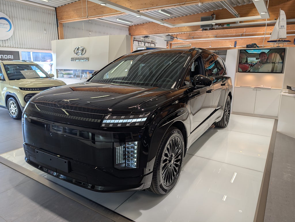 Hyundai IONIQ 9 Calligraphy Business Edt. Black Line Företagsleasing