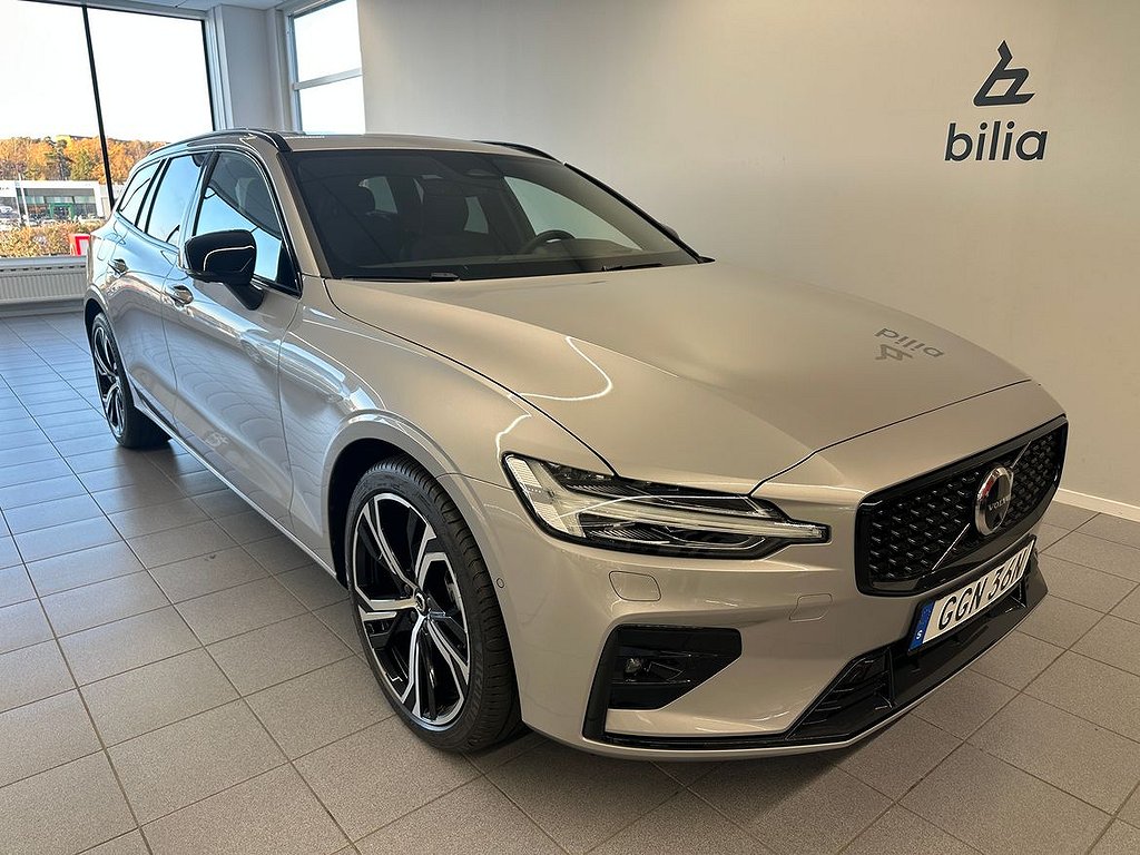 Volvo V60 B4 Bensin Ultimate Dark *Rabattkampanj - Nu med premie!