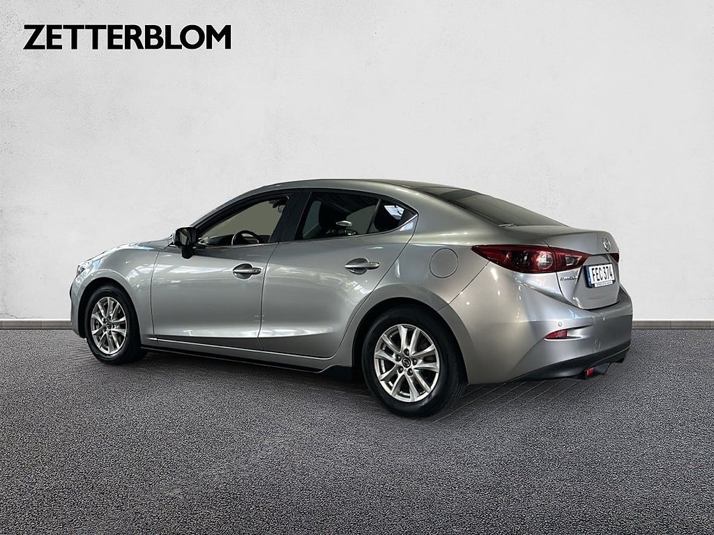 Sedan Mazda 3 3 av 16