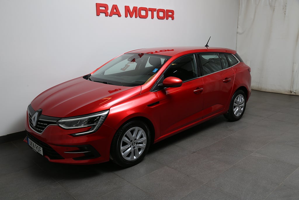 Renault Mégane Sport Tourer 1,3 TCe 140hk Keyless P-Sensorer Leasbar 2023