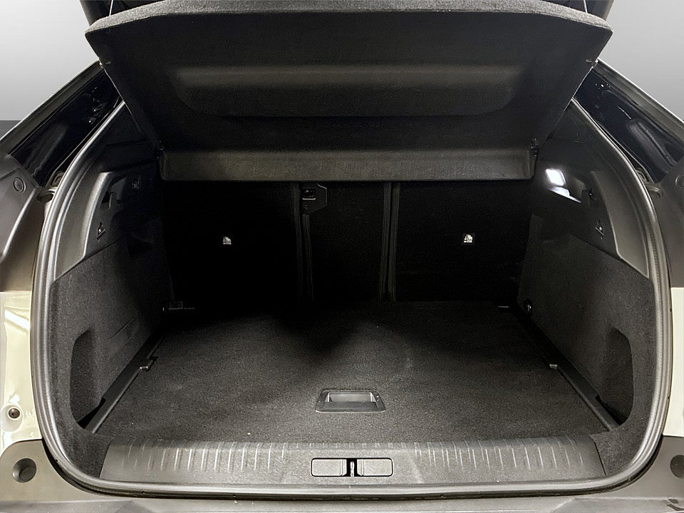 Bild på Peugeot 3008 GT Hybrid 145hk Aut B-KAMERA CARPLAY