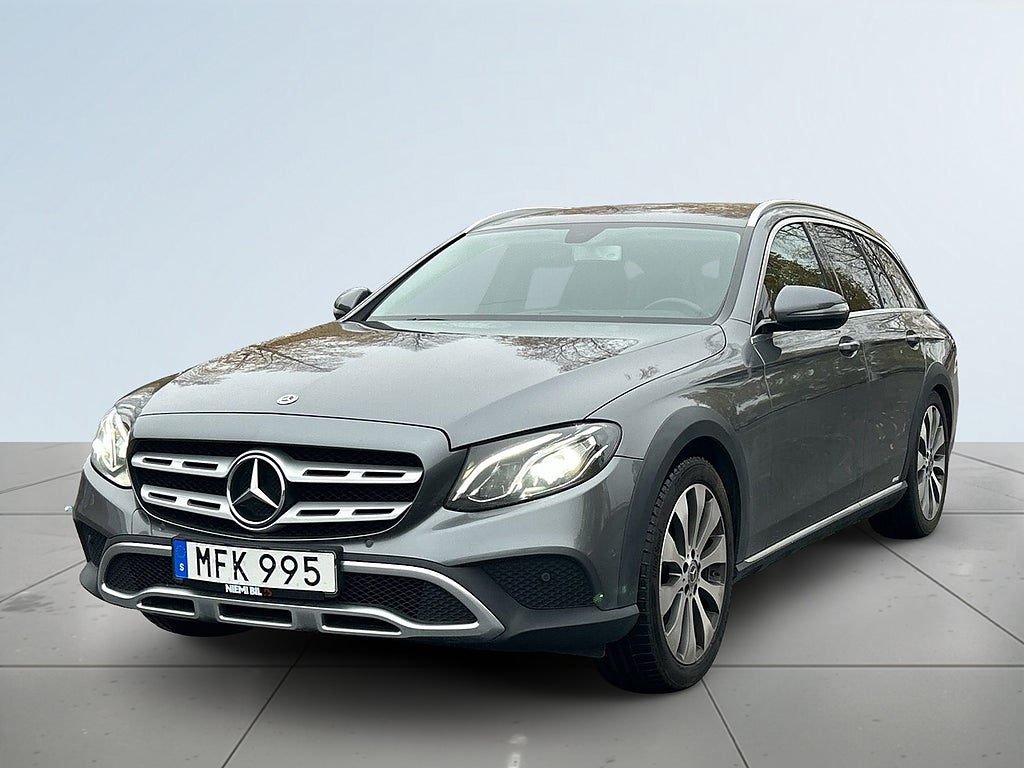 Mercedes-Benz E220