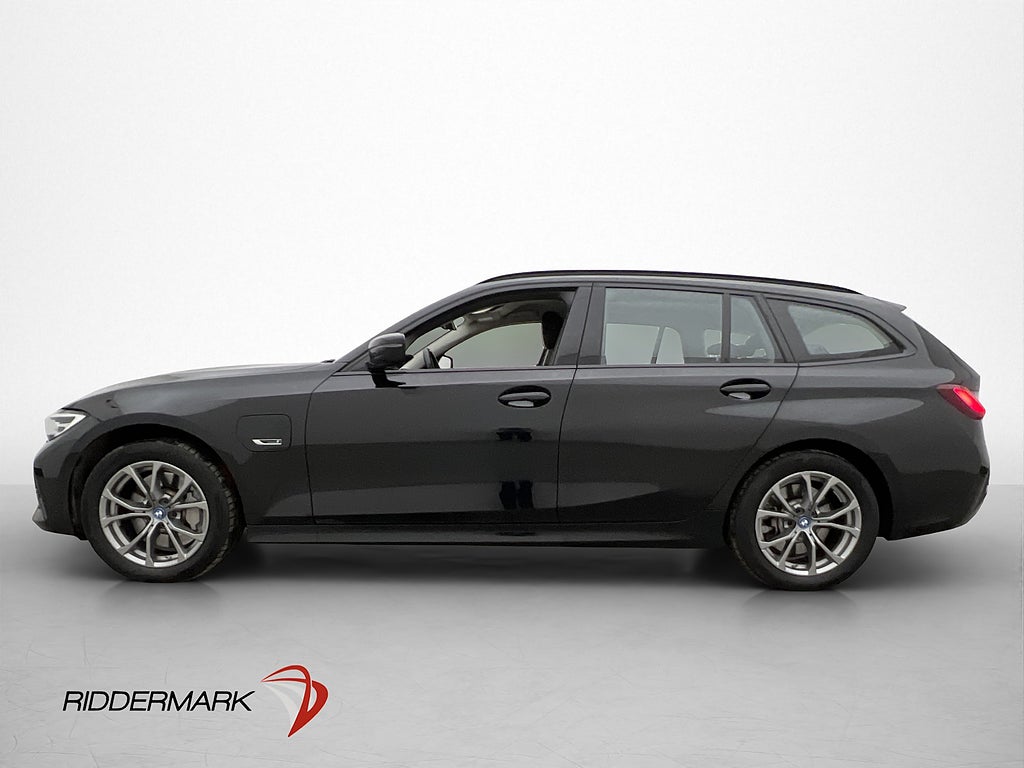 BMW 330e xDrive Touring 292hk Sport Line Navi Sensorer MOMS