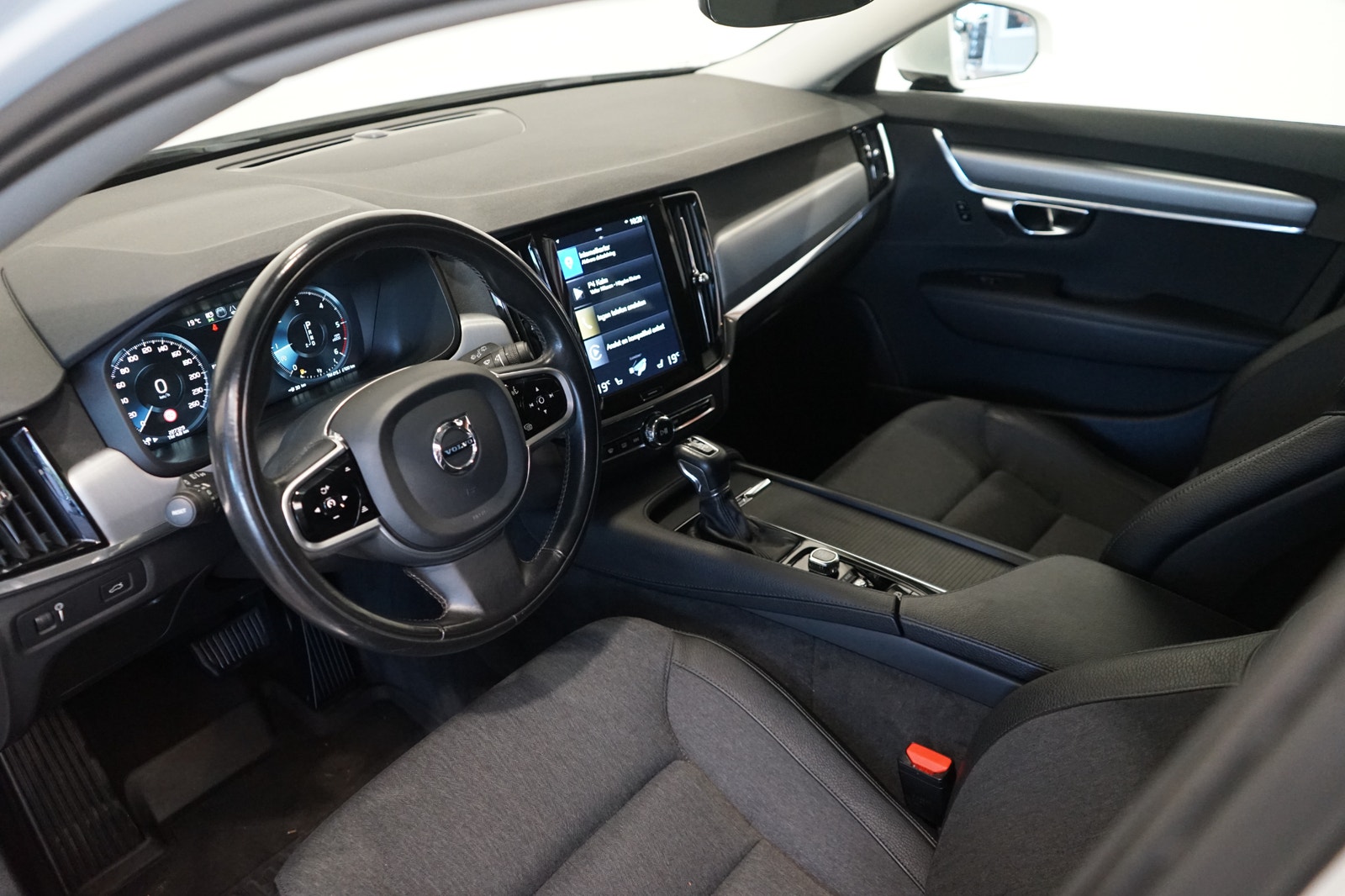 Volvo V90 D3 Geartronic Dragkrok 150hk 2019 - miniatyr 6