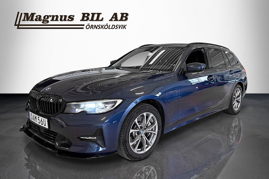 BMW 330e xDrive Touring Aut Sportline Hifi Värmare Navi 