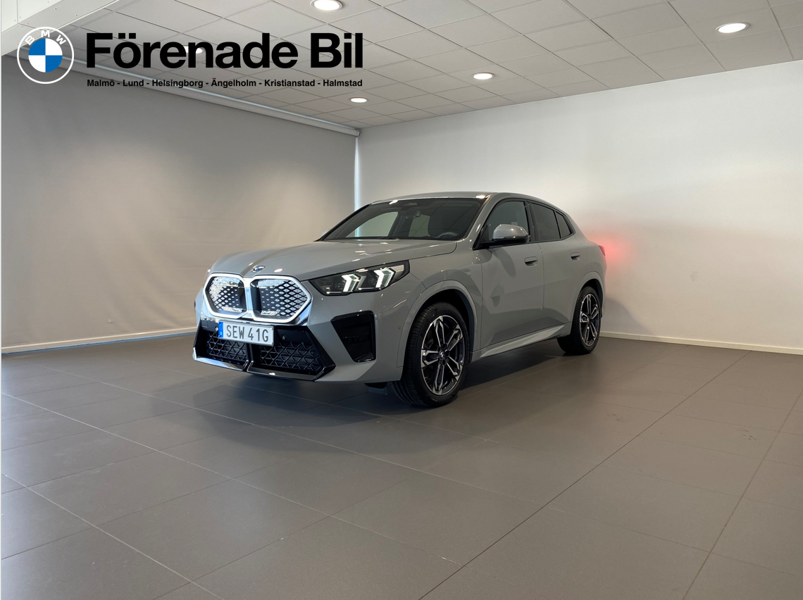 BMW iX2 xDrive30 BUSINESS LEASE 2026, bild 7/29