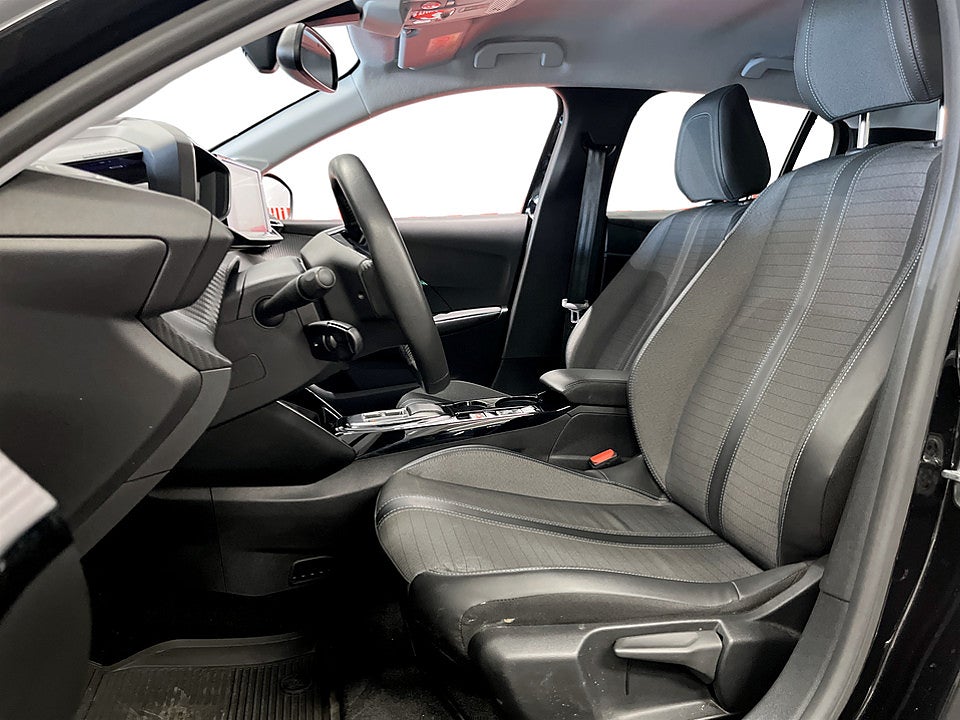 Bild på Peugeot E-208 Allure Pack 50 kWh 136hk Aut BACKKAMERA
