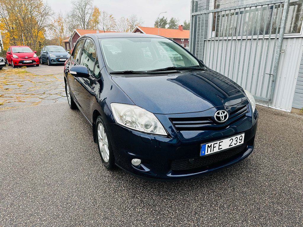 Toyota Auris 1.6 132HK 5D EDITION PLUS / 15600Mil