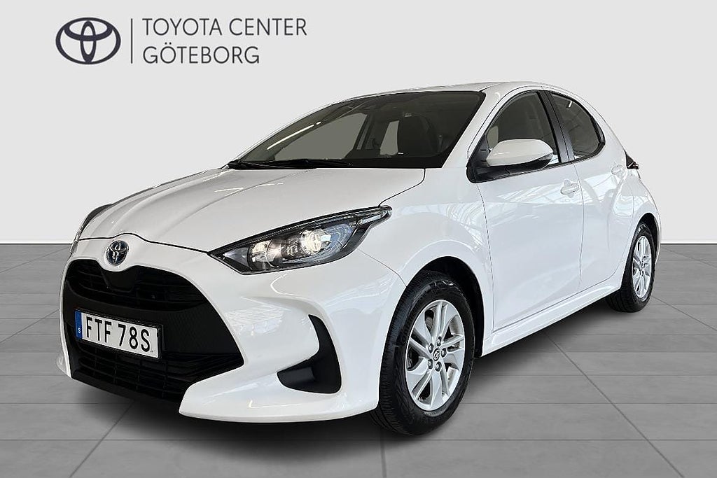 Toyota Yaris 1,5 ACTIVE// VINTERHJUL INGÅR