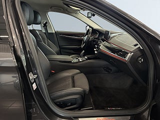 BMW 520d xDrive Touring S&V-hjul/Drag/Cockpit/Navi/Carplay/Drag