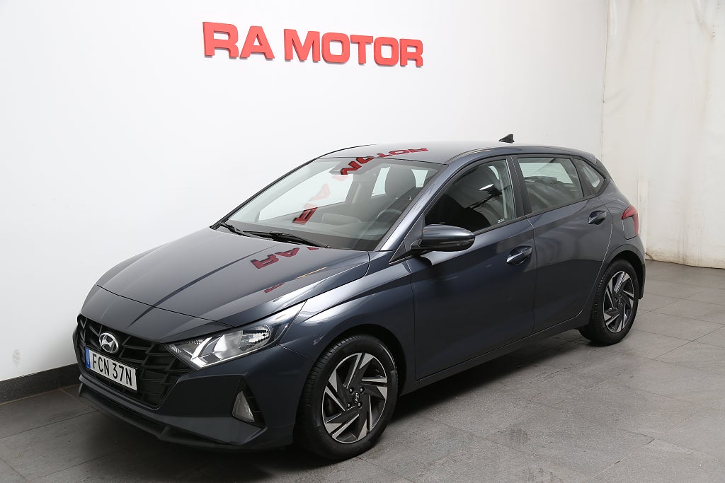 Hyundai i20 1,2 MPi 84hk Essential 5D CarPlay Backkamera 1ägare 2021