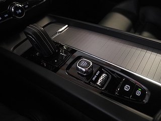 SUV Volvo XC60 17 av 24
