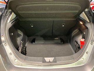 Halvkombi Nissan Leaf 13 av 24