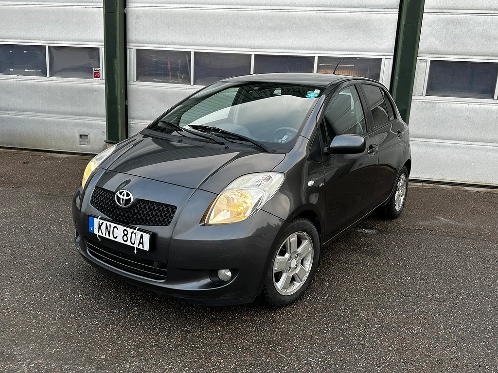 Toyota Yaris 5-dörrar 1.4 D-4D MultiMode Motorvärmare 