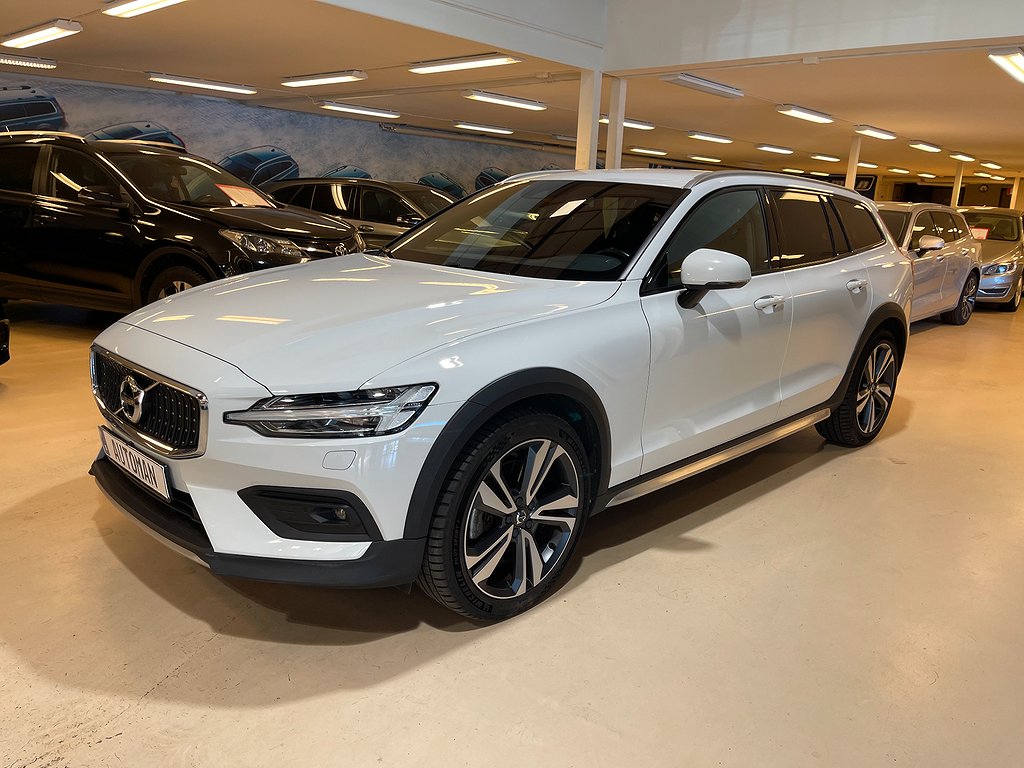 Volvo V60 Cross Country D4 AWD Polestar  Skinn H/K Dragkrok