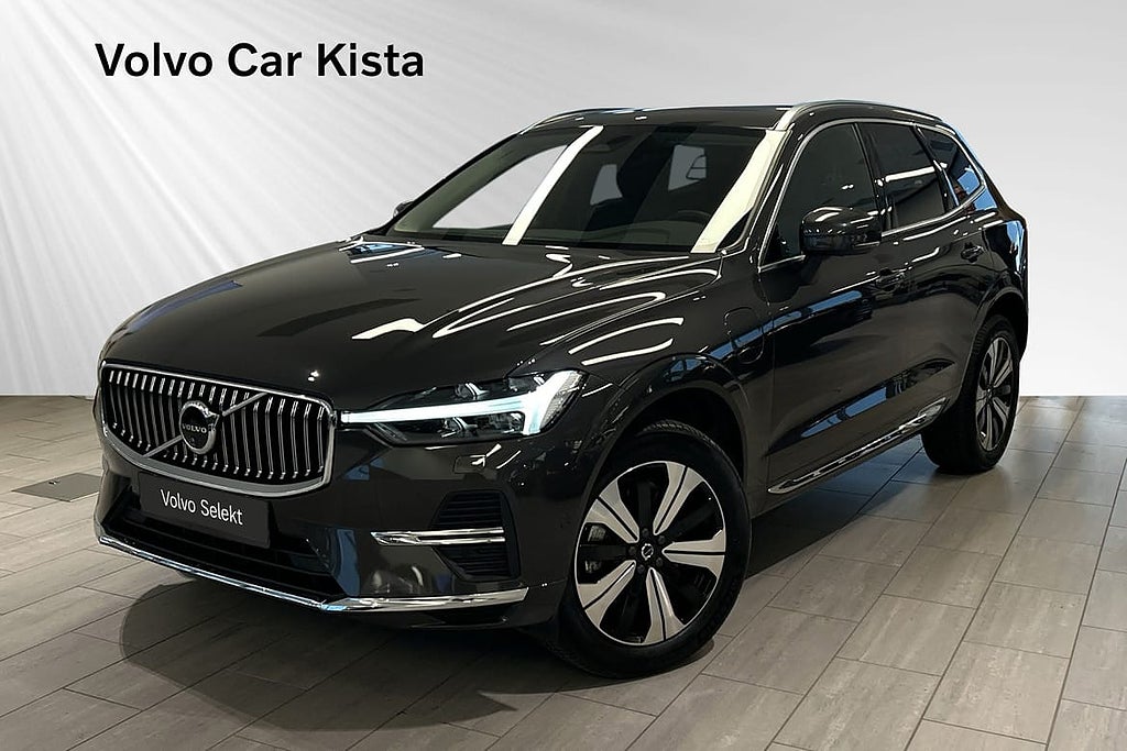 Volvo XC60 T6 Plus Bright Edition Läder H/K Drag Pano