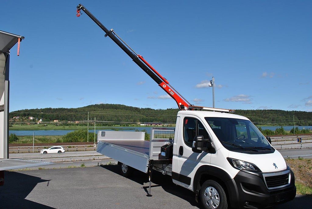 Peugeot Boxer BlueHDi 165HK Kran 1,8T 