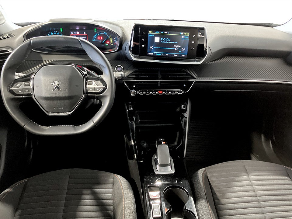 Bild på Peugeot E-2008 Active 136hk Aut BACKSENSORER FARTHÅLLARE