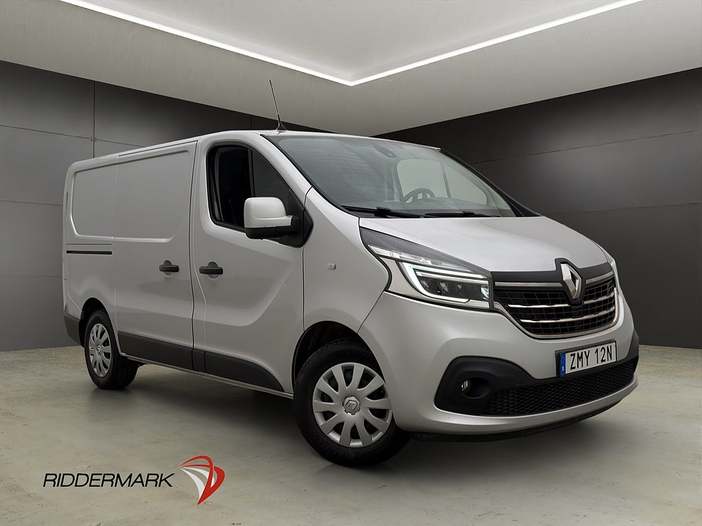 Renault trafic 2.0dCi 145hk Värmare Dragkrok B-Kamera Moms