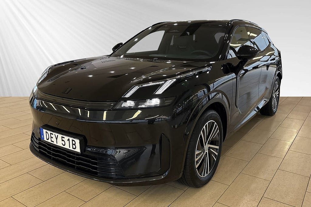 Lynk & Co 08 Core PHEV KAMPANJ PRIVATLEASING 24MÅN