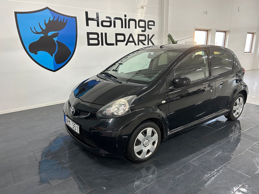 Toyota Aygo 1.0 VVT-i AUTOMAT / SUPERDEAL 4,95% Fr 930kr/mån