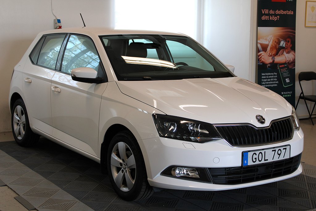 Skoda Fabia 1.2 TSI / 1-Ägare / P-sensor / Keyless / 90hk