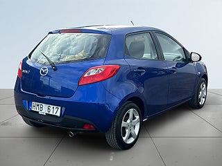 Mazda 2 5-dörrar 1.3 MZR Kiruna-körd/Motor&kupé-Värm/S&V-Däck – bild 6