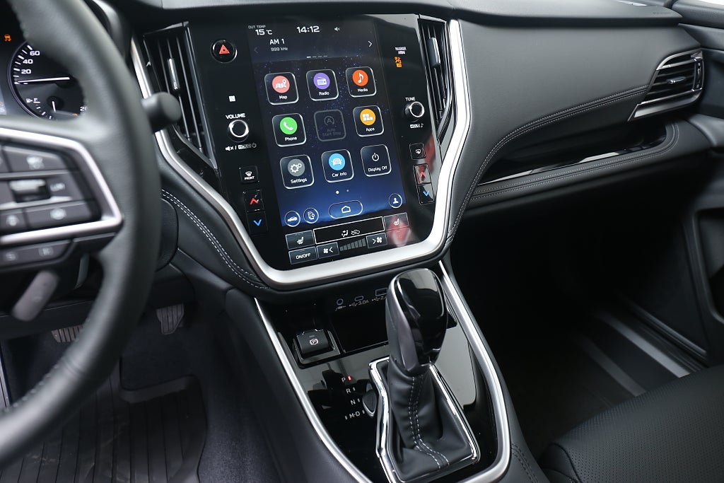 Subaru Outback Limited| 3 fria Service.