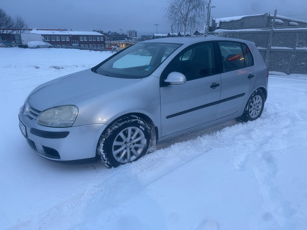 Volkswagen Golf 5- 2.0 FSI TipTronic  Automat Comfortline Euro 4