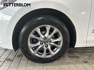 Halvkombi Mazda 2 12 av 15