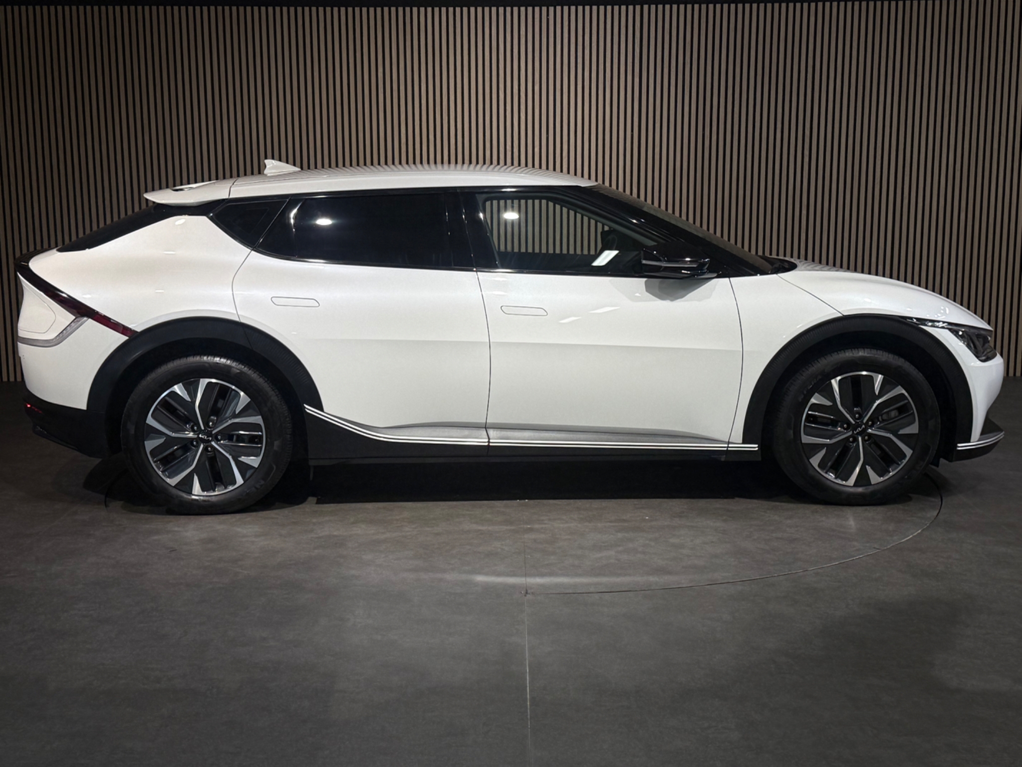 Kia EV6 GPS 2023, bild 4/64