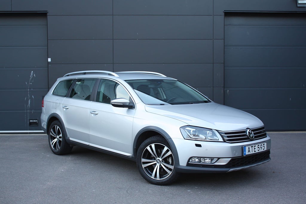 Volkswagen Passat Alltrack 2.0 TDI 4Motion Alltrack | Skinn | Drag | PDC