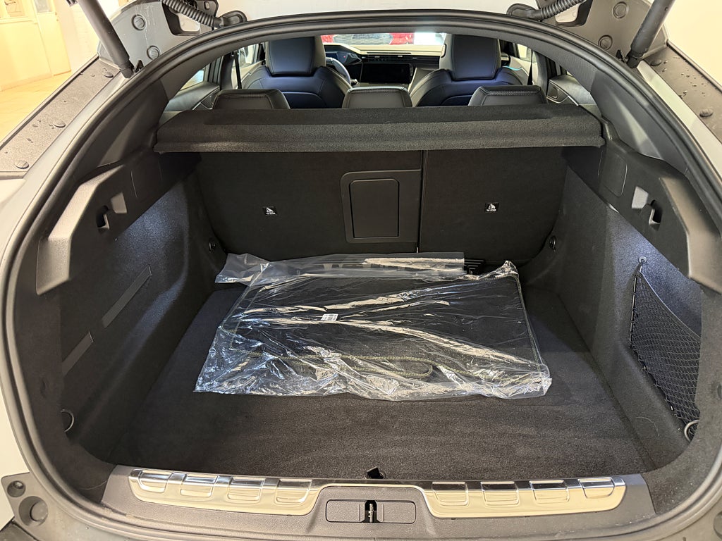 Peugeot 408 Hybrid 145 1.2 PT 145 e-DSC Excl Avt drag Euro 6 thumbnail
