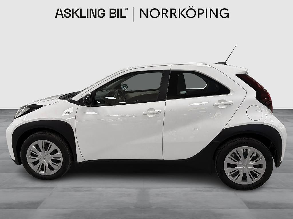 Toyota Aygo 2023 - miniatyr 3