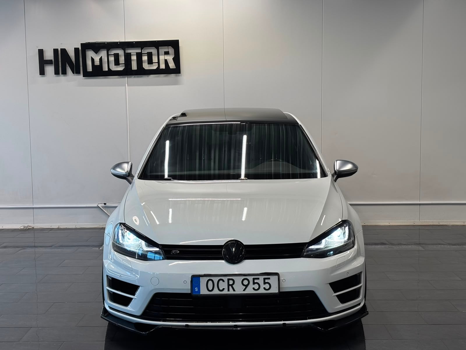 Volkswagen Golf R 2.0 TSI 4Motion 300hk 2017, bild 4/52