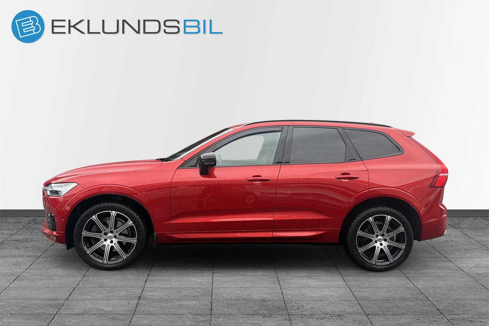 Volvo XC60 B5 AWD Geartronic R-Design Panorama Navi HUD 360 Drag 2020 - miniatyr 8