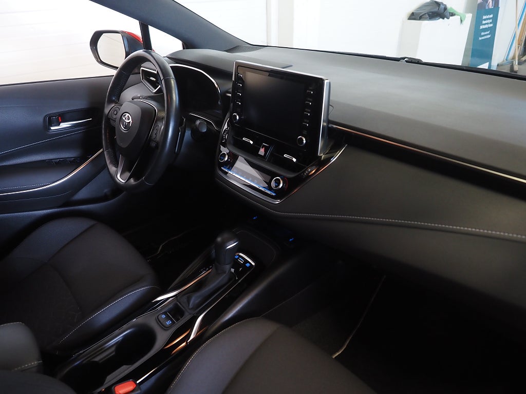 Toyota Corolla 2.0 Hybrid e-CVT 184hk Style | Backkamera | 2019