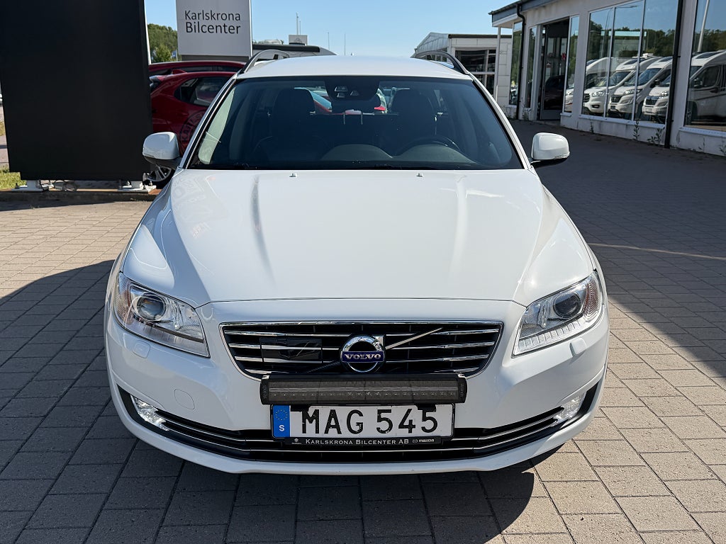 Volvo V70 D3 Classic, Momentum 150 hk